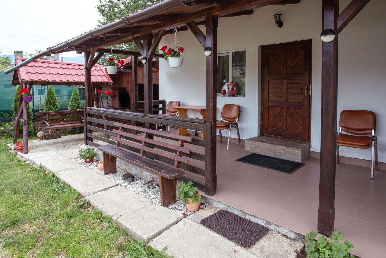 Casa De Vacanta Armi Molidu Esterno foto